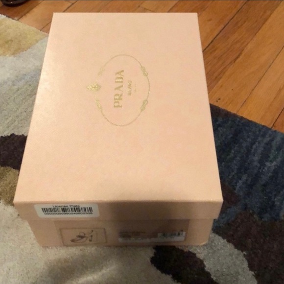 PRADA Patent Leather Chain Bit Loafer Pump Size 38 - Picture 4 of 10